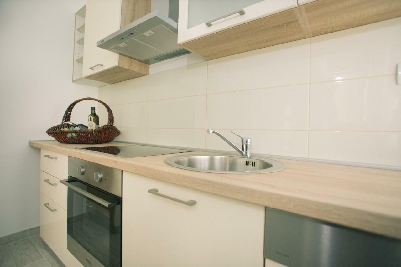 Apartments Kampanel Kastela Ngoại thất bức ảnh