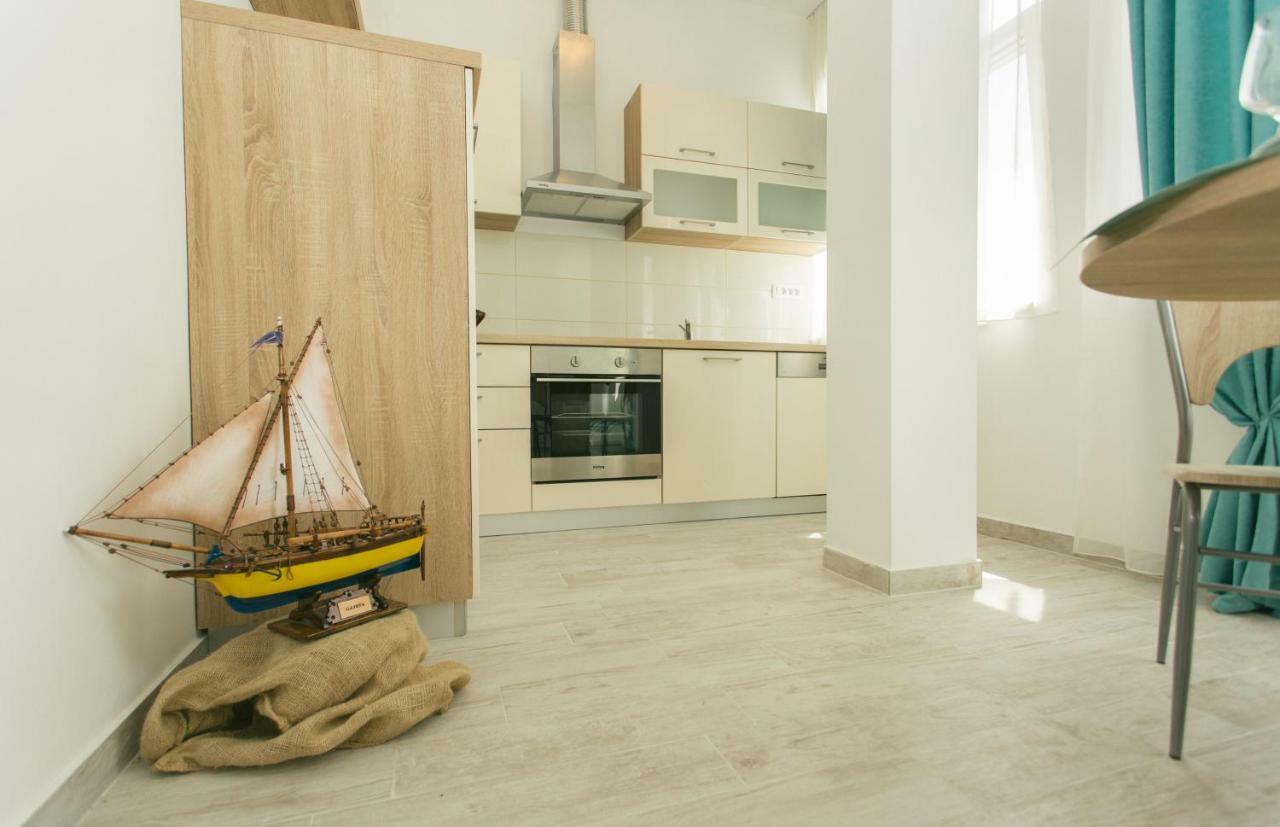Apartments Kampanel Kastela Ngoại thất bức ảnh