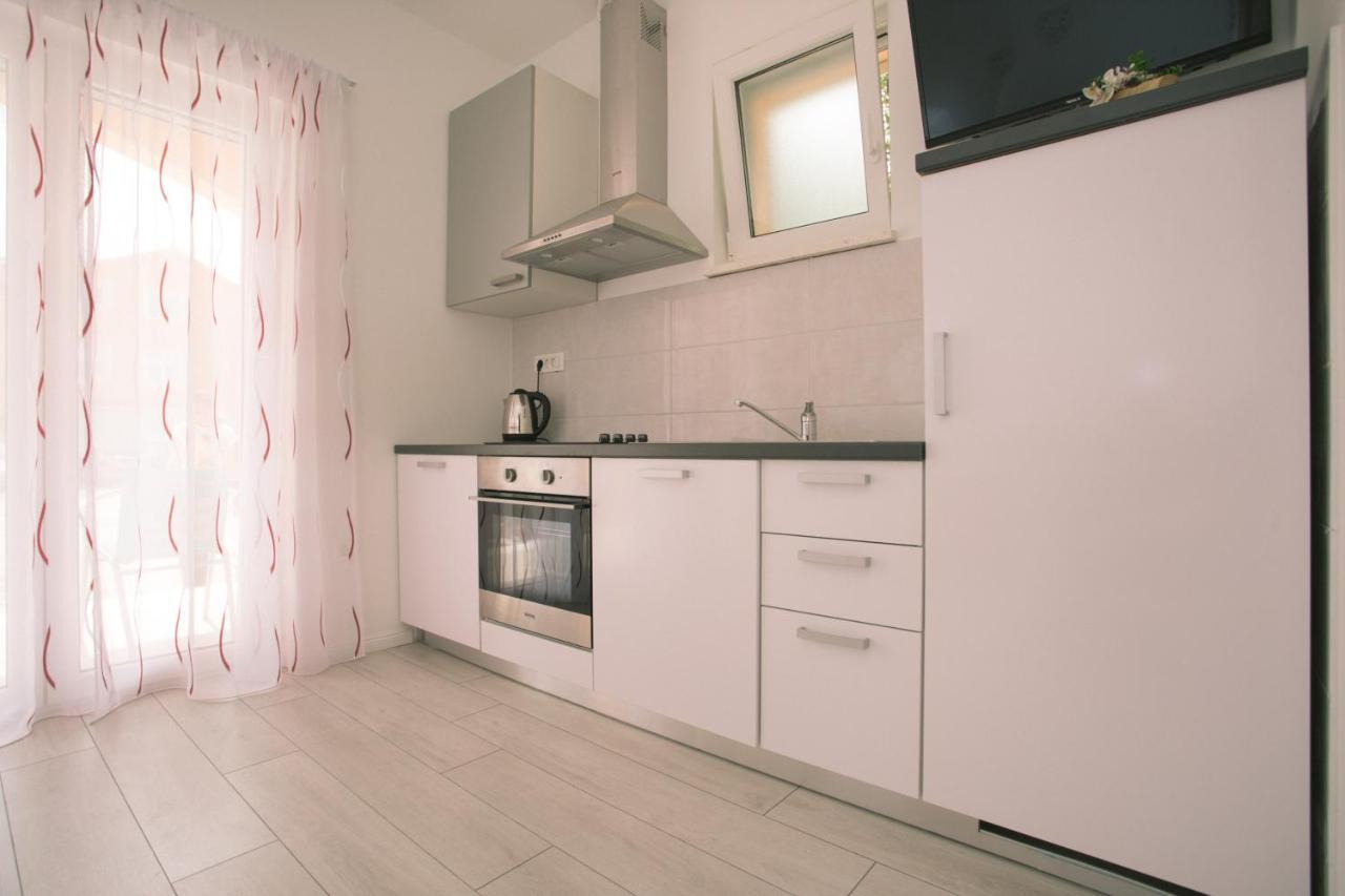 Apartments Kampanel Kastela Ngoại thất bức ảnh
